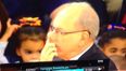 Video: College basketball coach caught picking nose on TV… morto