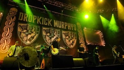 Saturday night warm-up tracks: British Sea Power, Le Galaxie and Dropkick Murphys