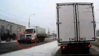 Video: Just an average day on Russian roads…
