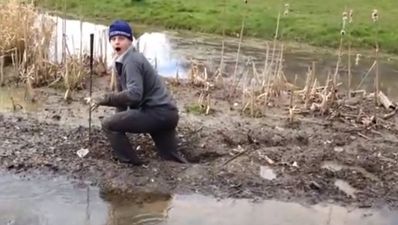 Video: A warning to (bad) golfers everywhere…