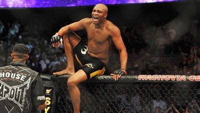 Anderson Silva pays hospital visit to his biggest fan