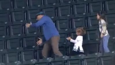 Video: Dad of the Year isn’t afraid to get his groove on