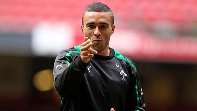 Picture: Simon Zebo loses a FIFA bet, and here’s his forfeit