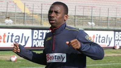 Footballer tackled by transvestite after trying to steal prostitute’s purse