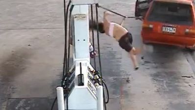Video: Petrol thieves make a right b*lls of their getaway