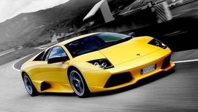 Mechanic who totalled €260,000 Lamborghini forced to pay €35 compensation