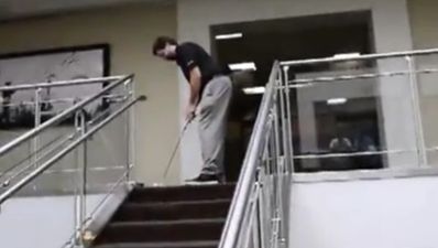 Video: The best office golf putt you’ll ever see