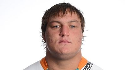 Video: Massive Springbok prop knocks would-be-tackler flying like a rag doll