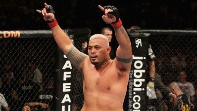 Picture: Here’s what UFC fighter Mark Hunt’s toe looks like after he broke it this weekend