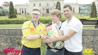 Video: Rob Kearney tries to teach Jerry Flannery, and a useless JOE, a thing or two about kicking