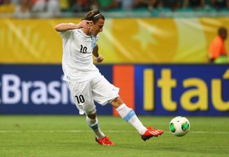 Video: Diego Forlan and John Obi Mikel scored a pair of screamers in the Confederations Cup last night