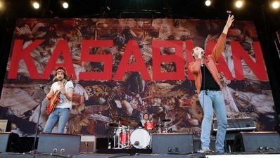 Saturday Night Warm-Up Tracks: Ghost Estates, Kasabian and Crystal Castles