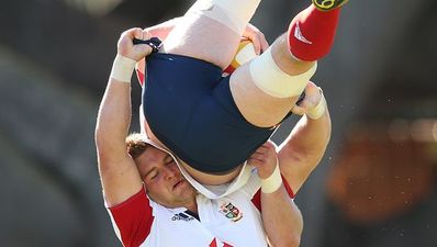 Lions Pic of the Day: Dan Lydiate tries, and fails, to keep Sean O’Brien’s arse out of his face