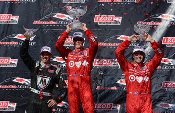 Video: IndyCar driver drops glass trophy on the podium