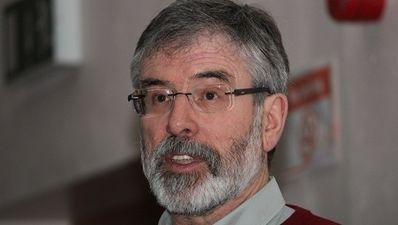 Tiocfaidh ár ball – Lovely hurling from Gerry Adams