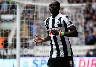Pic: Top man – Papiss Cisse puts on a BBQ at his house for Newcastle fans