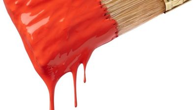 Pic: The most Irish ‘wet paint’ sign ever spotted in a Galway schoolyard