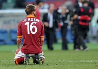 Transfer Talk: Liverpool to sign two, Arsenal to sign three and United to sign four players, all before midnight on Monday