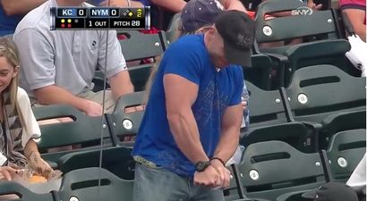 Video: Musclebound baseball fan struggles to open a bottle of water