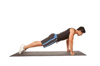 JOE’s workout warmup tips: The scap pushup