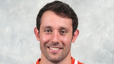 NHL player tweets out incredible picture of his broken jaw