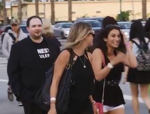 Video: Man with movie trailer voice narrates movements of unsuspecting strangers on the street