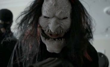 Video: The Ray D’Arcy Show recreates ‘scary mask’ scene from Love/Hate