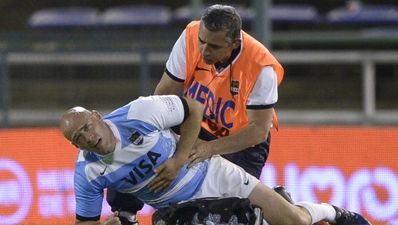 GIF: Felipe Contepomi gets nailed with brutal hit in final game for Argentina
