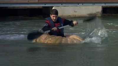 Video: Man attempts to set world record for the fastest paddle over a 100m distance… in a giant pumpkin