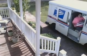 Video: This woman has to be the laziest delivery person EVER…
