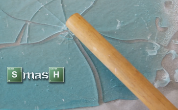 Video: Make your own blue crystal meth with this handy recipe (it’s not actually meth)