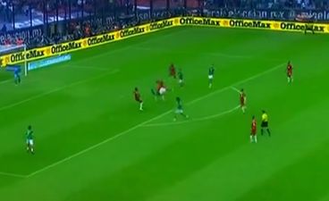 Video: Mexico’s Raul Jimenez sets himself up for a fantastic bicycle kick