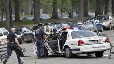 Video: Eyewitness footage of the incredible car chase at Capitol Hill in Washington yesterday