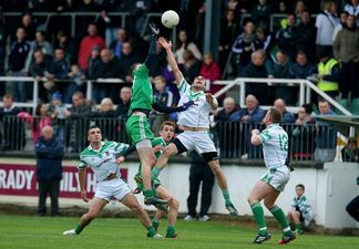 Pic: All eyes on the ball in Kildare County Final