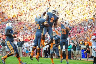 Pic: This snap from a College Football game on Saturday might be the sporting photo of the year