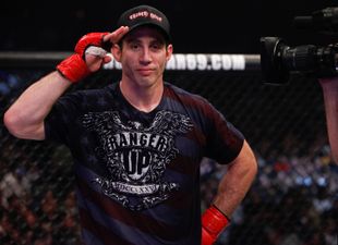 UFC star Tim Kennedy wins fight despite torn quad…