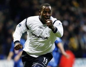 Former Premier League player amongst six implicated in English match-fixing scandal