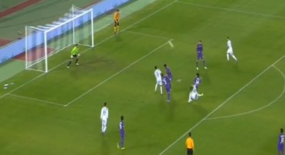 Video: A ridiculously brilliant scissors kick was scored against Fiorentina tonight