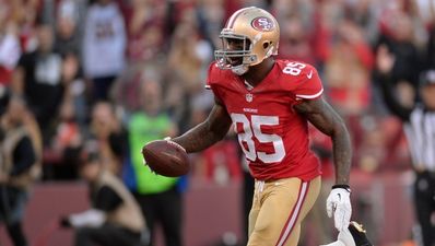 Video: Did you see the penis tackle inflicted on 49er Vernon Davis yesterday?