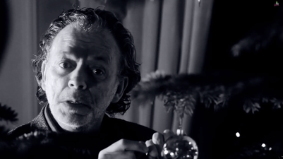 Video: The Christmas ‘dramatic re-enactment of YouTube comment war’ is the best yet