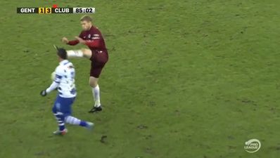 Video: This defender in Belgium was sent off for a brutal karate kick to the face
