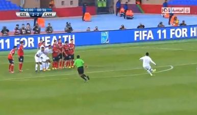 Video: Ronaldinho scores another beautiful free kick