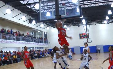 Video: Watch this 15-year-old slam dunk like a pro