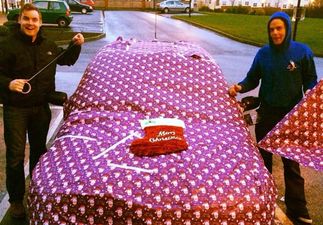 These Irish lads have brilliantly covered their neighbour’s car in festive wrapping paper… as you do