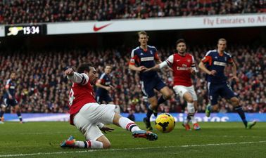 GIF: Santi Cazorla finishes off a stylish Arsenal move