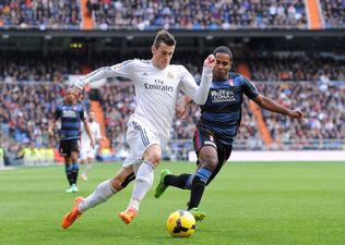 Video: Gareth Bale subbed off after taking one square in the nether regions against Granada