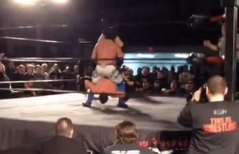 Video: Pro-wrestler lucky to walk away from fight after botched move