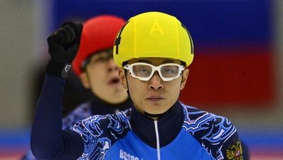 Pic: Speed skater loses race, gives winner emphatic double one-finger salute
