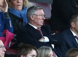 Drunken Man United fan calls 999 demanding to speak to Alex Ferguson after cup exit last night