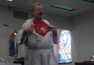 Video: 49ers supporting pastor says one-minute mass so he doesn’t miss the Panthers game